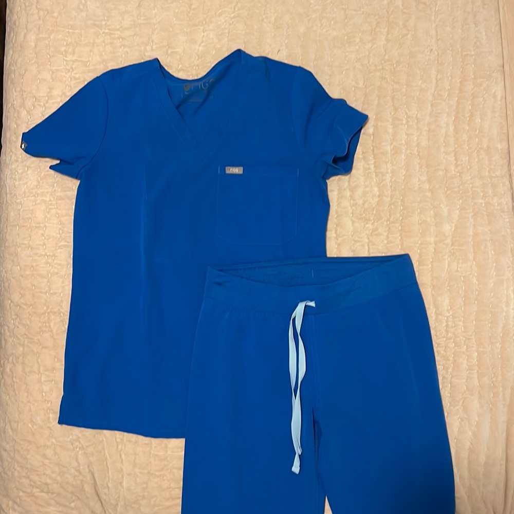 FIGS Scrubs